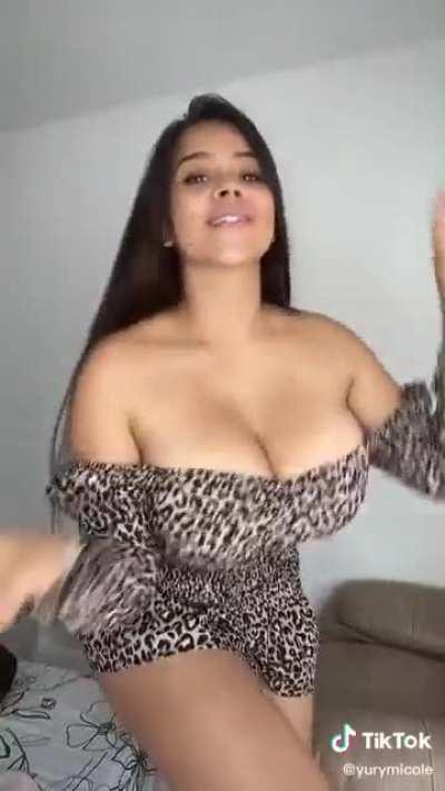 👀 ummm… yes please.