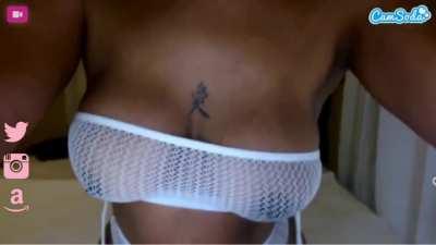 JANUARY ROSE ASS CLAPS & SEXY OUTFIT ( HER WIFI NOT MINE LOL)