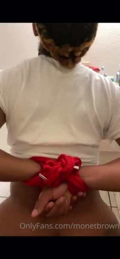 Cutie wit glasses and a lil phat booty ridin dick