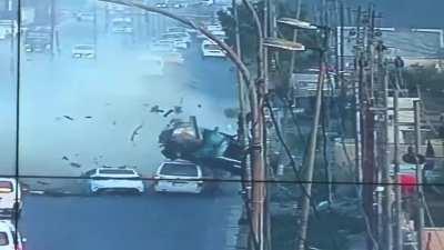 Dude died 3 times in 3 seconds 