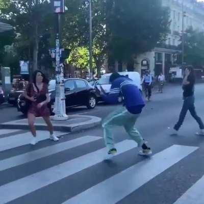 SquarePosting - Video #9810