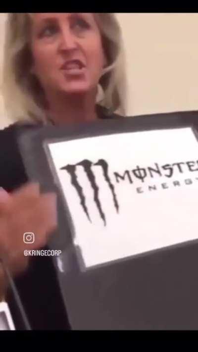 How tf is she going to tigh that in to the argument? 