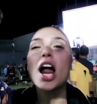 Gal Gadot - Professional kisser.