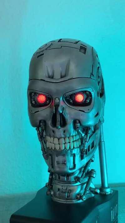 Finally finished my 3d printed T-800 Terminator skull