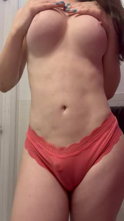 Do you wanna take them off or pull to the side😏