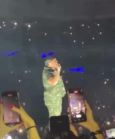 I randomly found The Weeknd hitting his highest note ever😮(not falsetto)