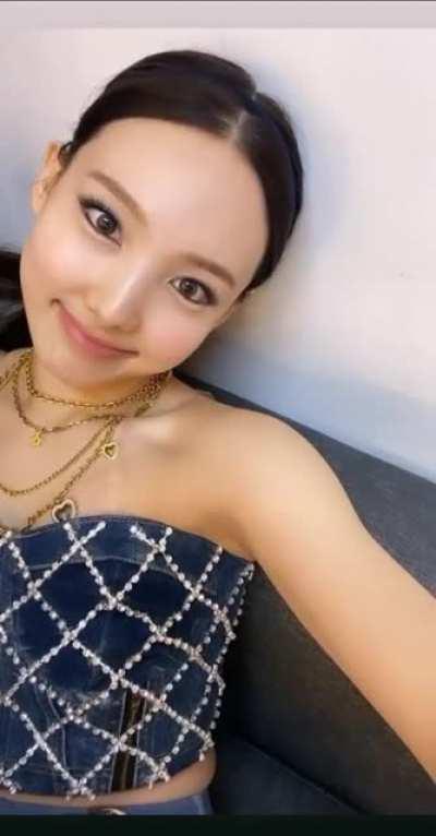 201027 - Nayeon