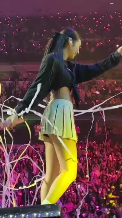 What an ass baby so juicy 😋😋👅👅🥵🥵