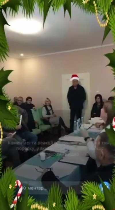 Ukrainian man gives free presents at a town meeting!