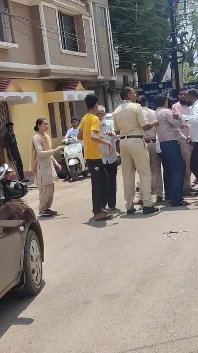 A street fight happened beside my house!