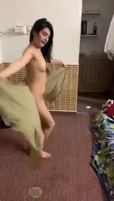 just look at her moves