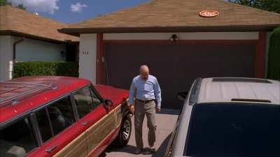 Wholesome: Local Albuquerque man saves pizza stuck on roof
