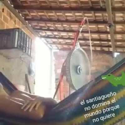 El santiagueño no domina el mundo porque no quiere