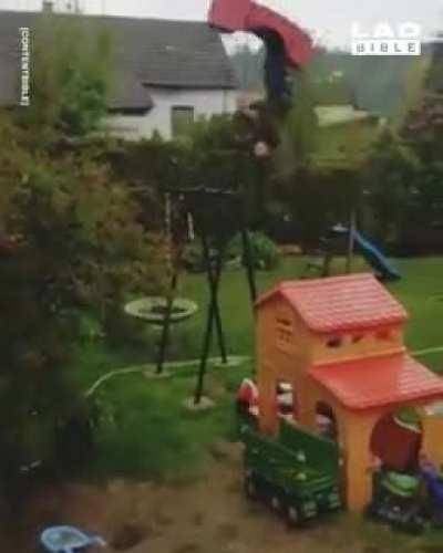 Swing swing swing fly