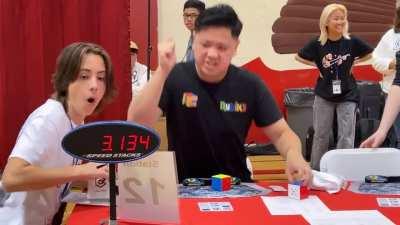 Fastest Rubik's cube 3x3 WR (3.13) sec WORLD RECORD