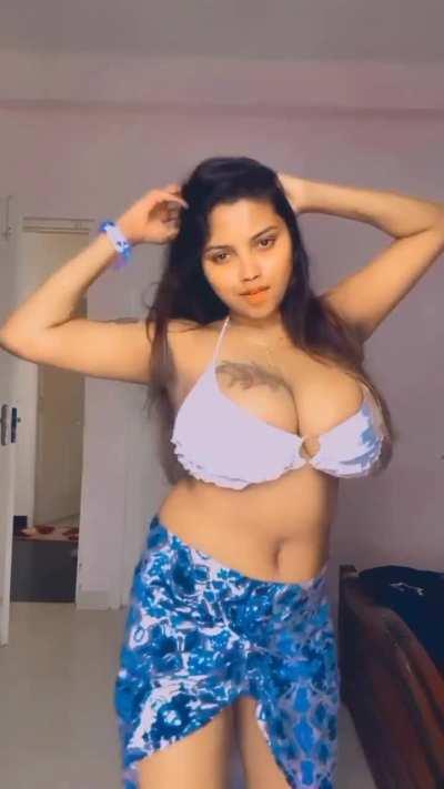 Look at those boobs man