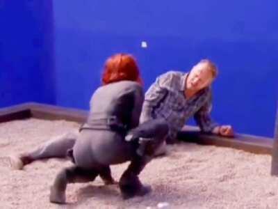 here's a Christmas gift for all of those who can't get enough of Scarlett Johansson's juicy ass