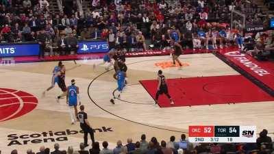 [Highlight] Jakob Poeltl with a huge fast break slam. Also makes the reverse layup on the following possession