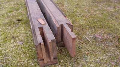 Taking apart 100 years old Japanese house built without using a single nail. (The house will be relocated to a different location and reassembled)