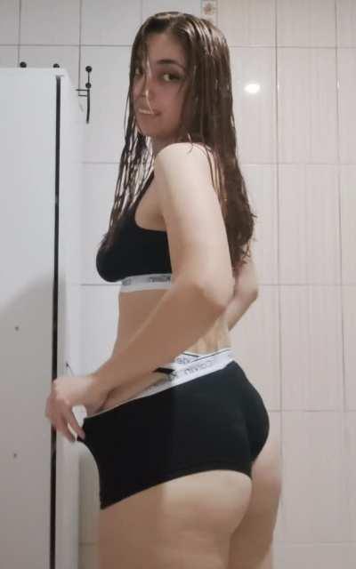 i hope you like my 18 year old curves