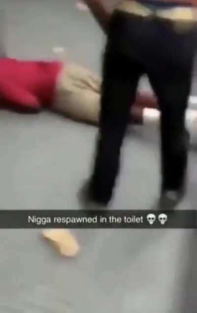 he respawned in the toilet