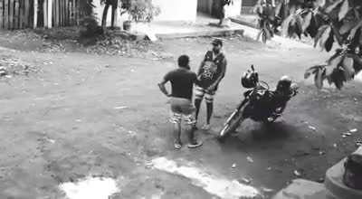 Cuando los de Iztapa se pasan a Neza a robar