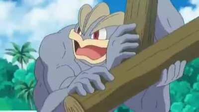 Agora sabemos porque um Machamp Shiny é verde (Favor, ligar o som)