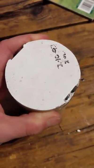 My phone keeps doing this when I open this weird jar(ule), don’t know why