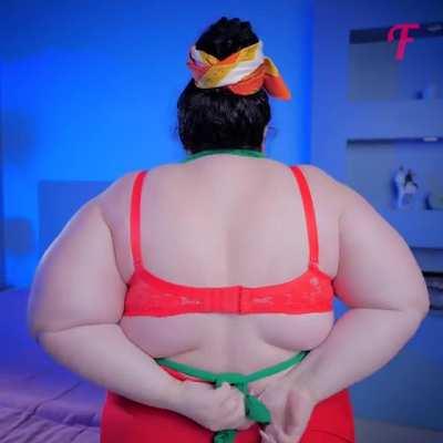 This whole video is a mess