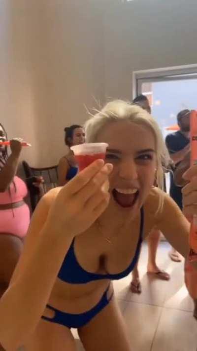 Courtney celebrating Kimmy's B-day