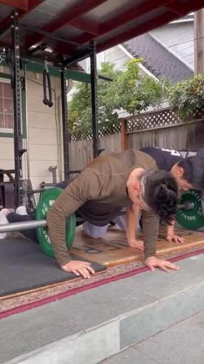 True gymbros always rerack their weights