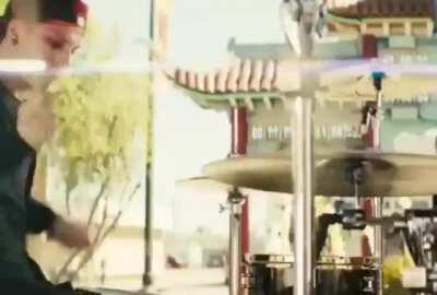 Two minutes thirty seconds of twenty one pilots ||-//