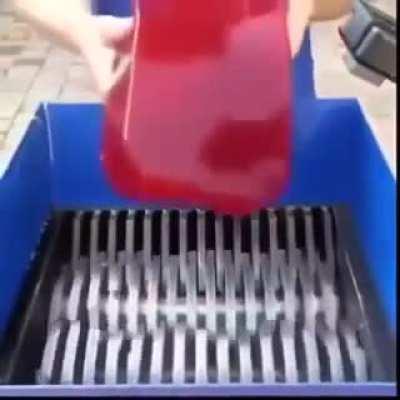 Sound of jello being shredded