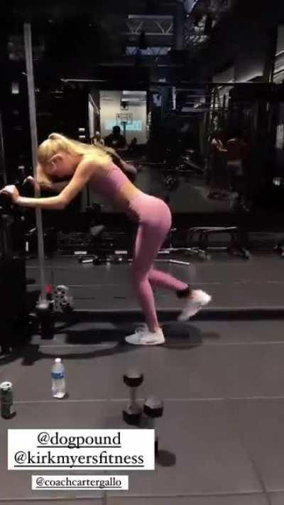 another booty workout @dogpound