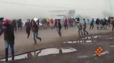 Normalistas vs camión en Tiripetío Michoacán