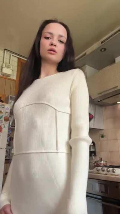 I wish older men preferred my petite type of body