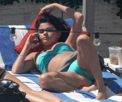 I wanna get in her so bad.