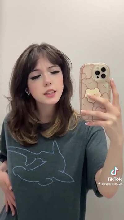Cute Tiktok girl