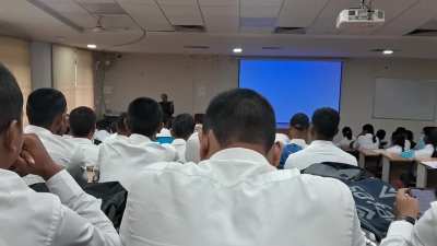 but sir maito pdhne aaya tha