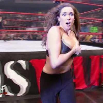 Stephanie McMahon (Raw 1-1-2001)