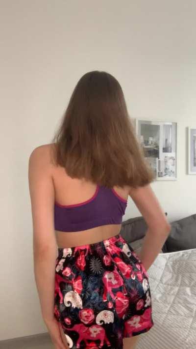 Feeling a little extra h0rny today, wanna play with me?