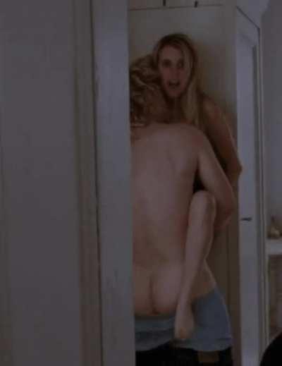 Emma Roberts was built for it