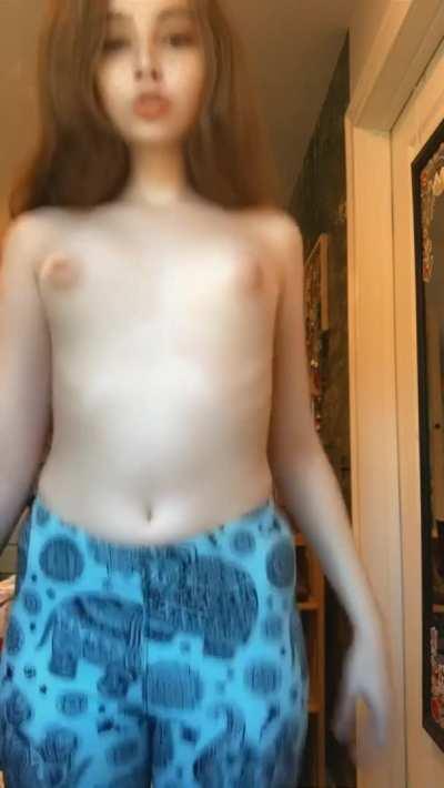 Someone requested a little bounce 🥰