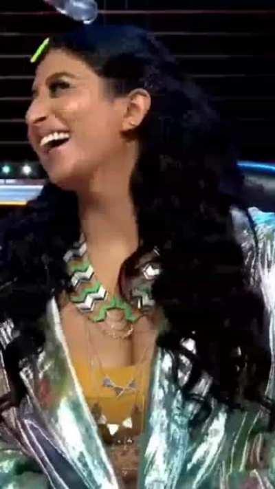 That cleavage and laugh of Raja Kumari🤤