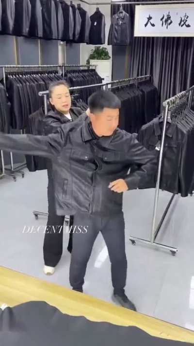 Empieza la semana con 30° a la sombra y Milei: