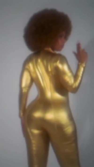As Foxxy Cleopatra for photoshoot , from IG 10.21.2025