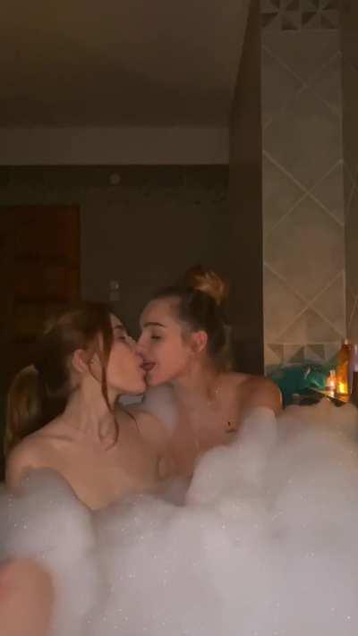 Jia Lissa and Cerise Spice