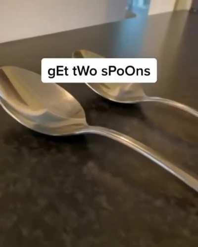 [Parody] How to easily plug in your AirPods!