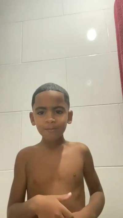 Kkkkkkkk mlk se soltou msm