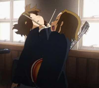 Shaking Yui [K-On! The Movie]